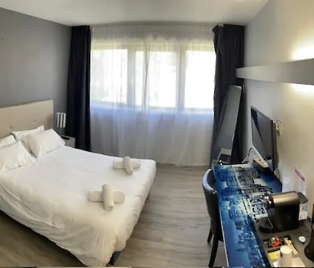 Dupleix - Hyper Centre - Parking Et Garage Gratuit Hotel Quimper