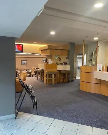 Dupleix - Hyper Centre - Parking Et Garage Gratuit 2* Quimper